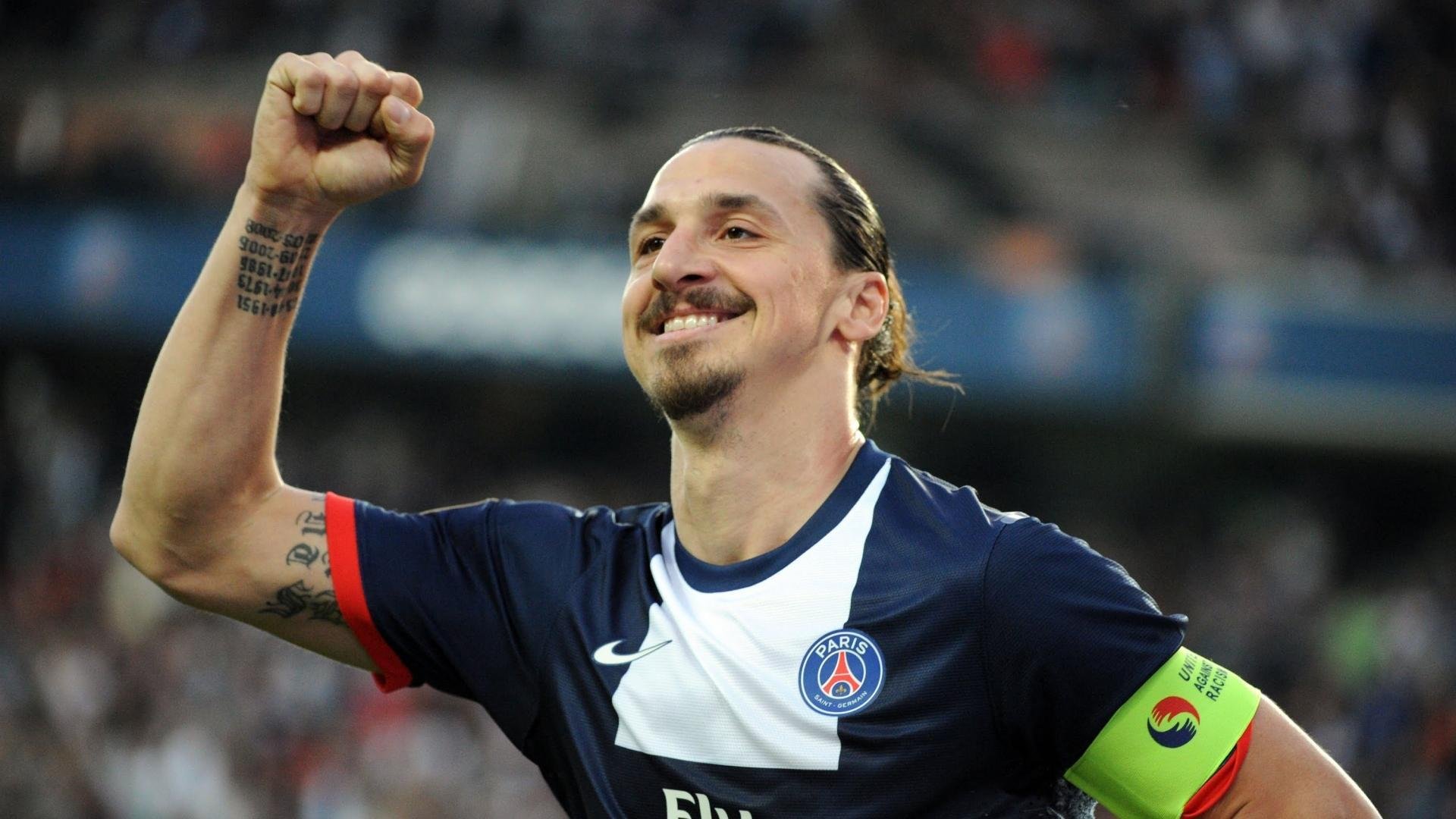 比利亚雷亚尔压制卡塔尔，足球资本新秩序与法比尼奥的德比宣言